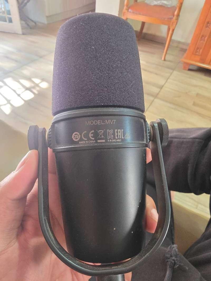 Shure MX7V Podcast grade mic for rent - Photo 5
